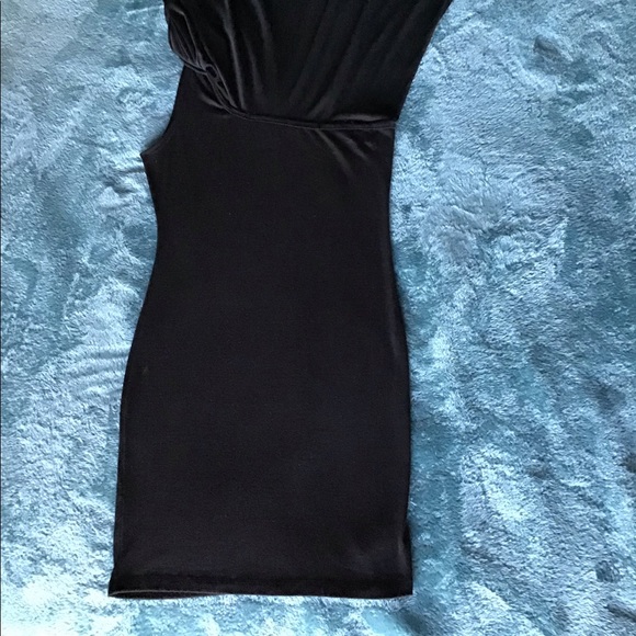 Dress - Picture 7 of 9